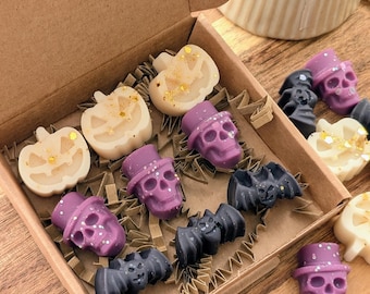 Halloween wax melt selection box. The spooky box wax melts. Halloween wax melts. Autumn home decor. Spooky scent wax melts