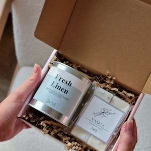Wood wick gift set. Wood wick candle Candle gift box. Candle and wax melt gift.