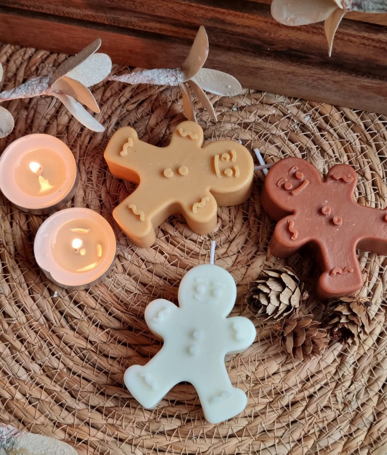 Gingerbread candle. candle. Candle gift. Gingerbread wax candle. Gingerbread man. Chirtsmas gift. Secret santa image 7