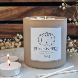 Pumpkin spice candle. Pumpkin candle. Autumn candle. Autumn scent
