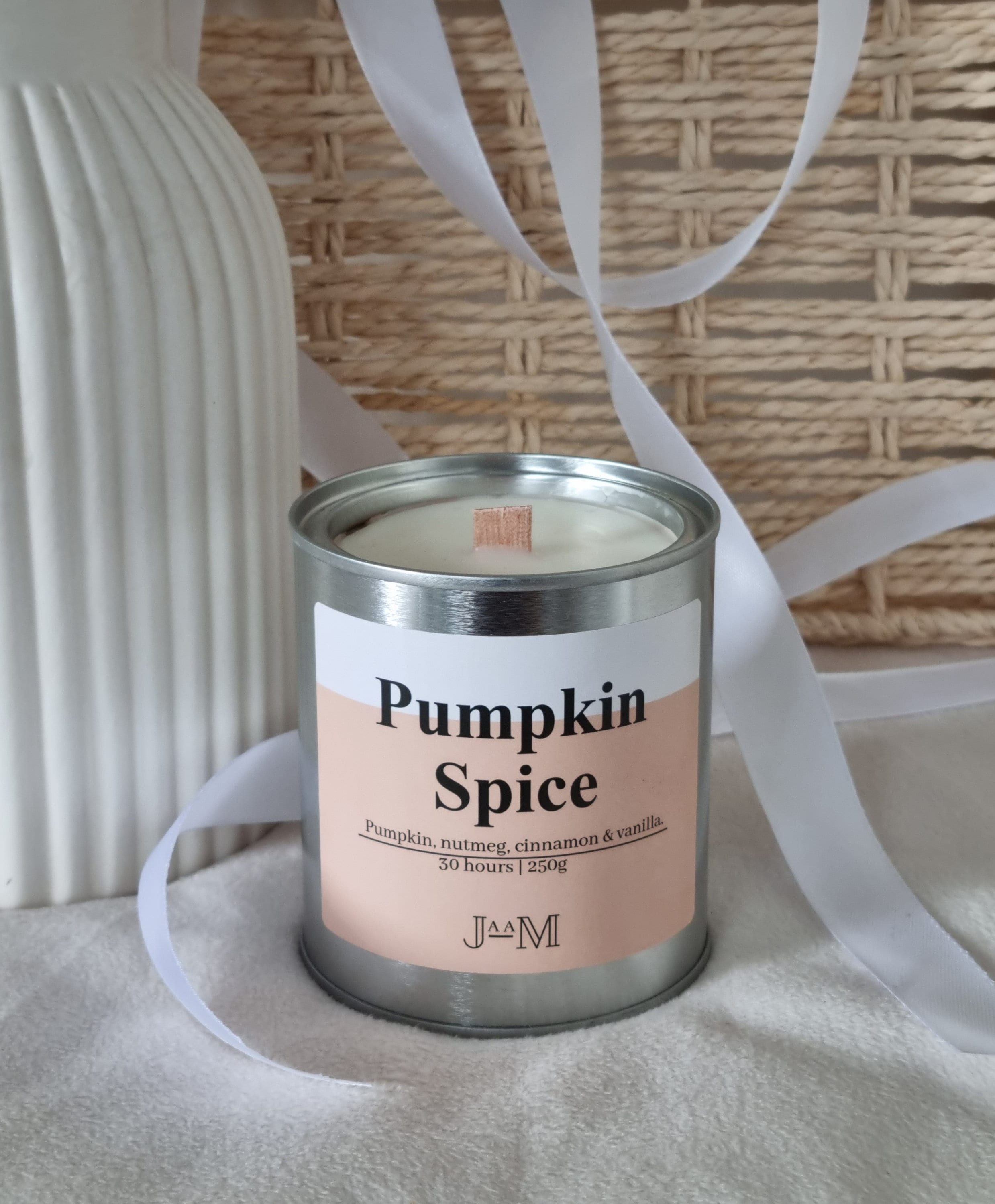Pumpkin spice candle. Wood wick candle. Pumpkin candle. Autumn candle. Decor candle