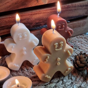 Gingerbread candle. candle. Candle gift. Gingerbread wax candle. Gingerbread man. Chirtsmas gift. Secret santa image 1