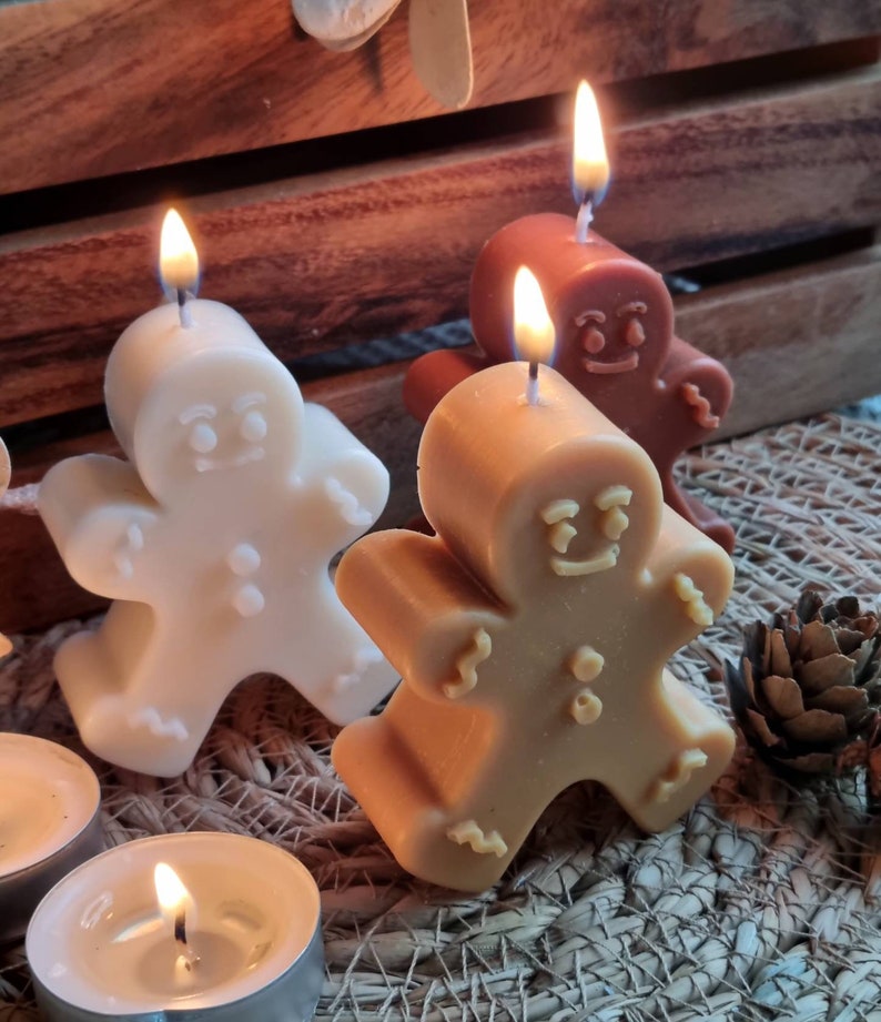 Gingerbread candle. candle. Candle gift. Gingerbread wax candle. Gingerbread man. Chirtsmas gift. Secret santa image 1