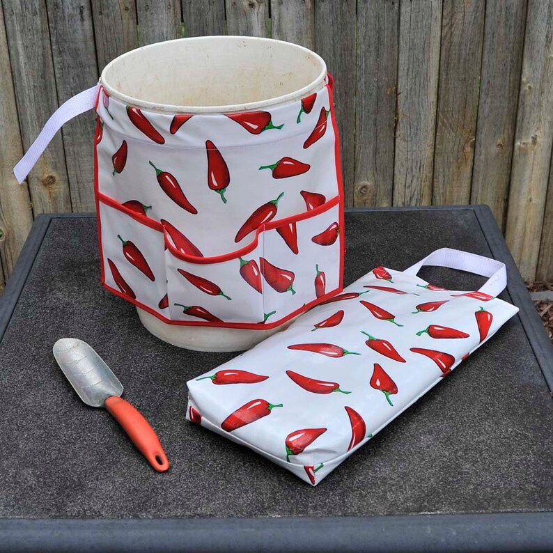 PDF Sewing Pattern Tutorial for Garden Bucket Apron, DIY Utility Half ...