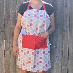 Adult Adjustable Apron sewing pattern tutorial, PDF sewing pattern and tutorial, easy sew full size bib apron, gift for bakers crafters