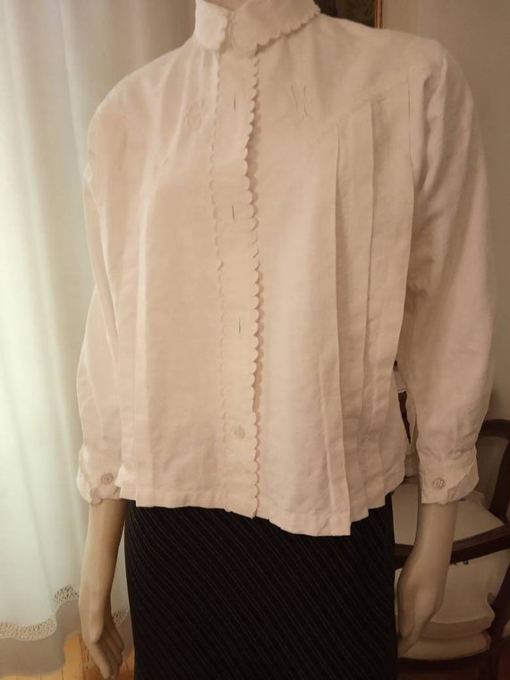 Cotton blouse with fully embroidered 30s sweatshir