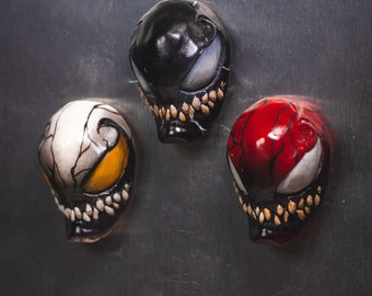 Venomous badges/magnets / resin / 3d badge / comic inspired