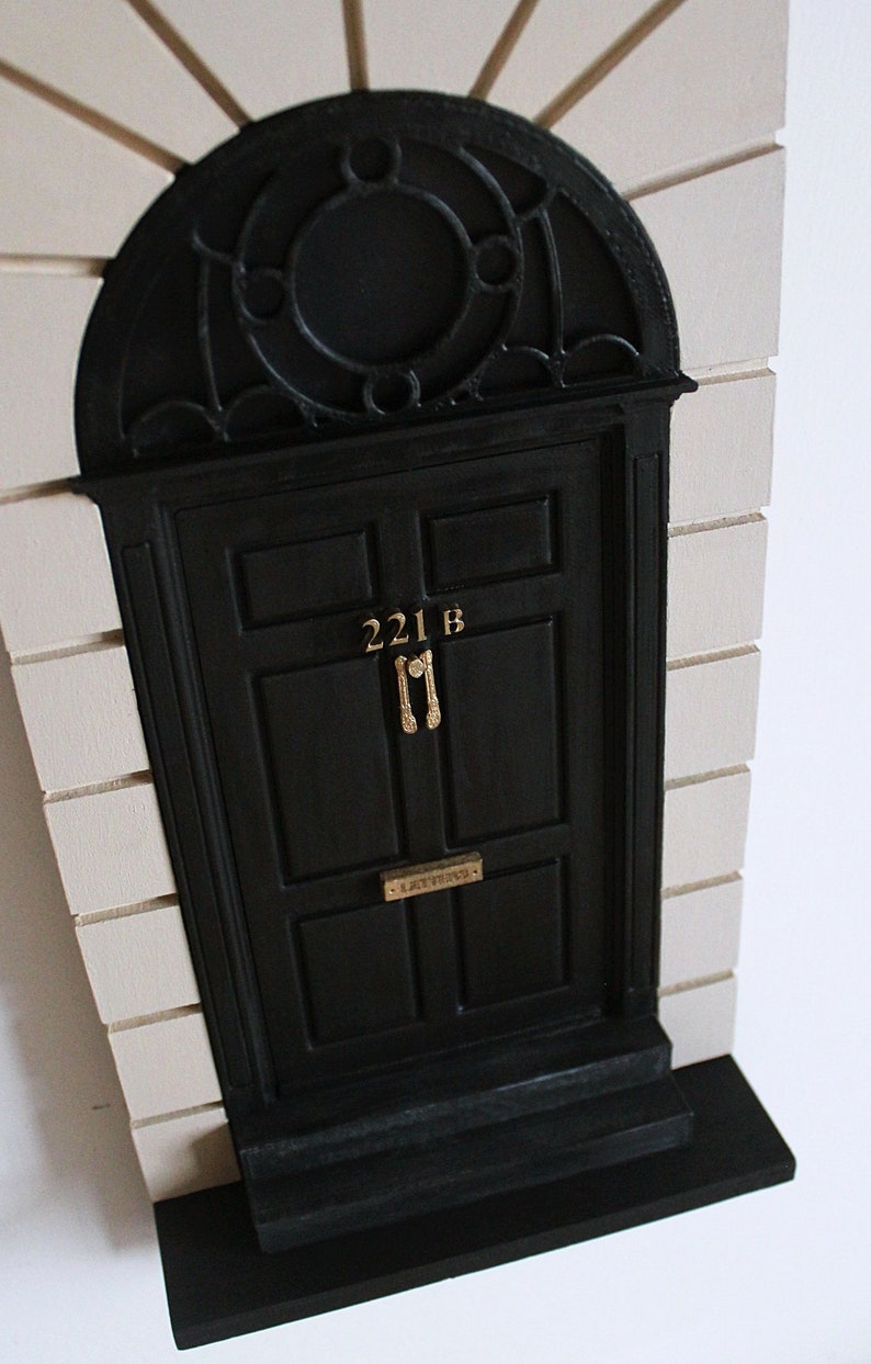 Sherlock Holmes Inspired Key Holder Wall Hanging Diorama Etsy