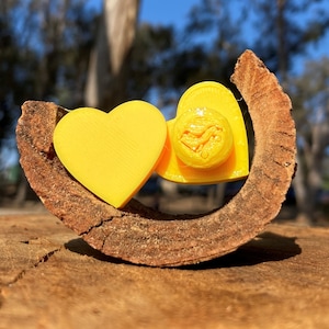 Roller Skate Toe Plugs: Yellow Hearts