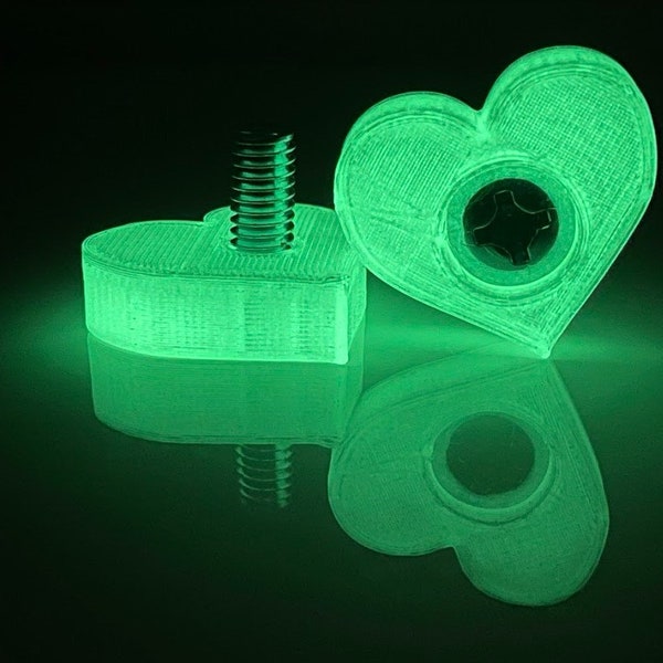 Roller Skate Toe Plugs: Bolt-On Glow Hearts