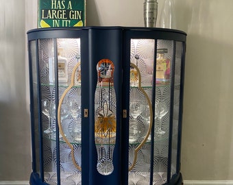 SOLD!!!! Vintage Drinks Cabinet | Display Cabinet | Gin Cabinet