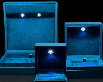 SufiCo - Coffret cadeau de 3 bijoux haut de gamme avec lumière LED