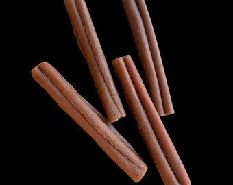 Cinnamon Sticks Candle Embeds