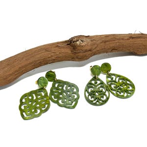 Hängeohrringe Resin Ornamente Tropfen Barock Boho Statement Ohrringe gross Barock mit  Edelstahlstecker Allergiker geeignet olivgrün
