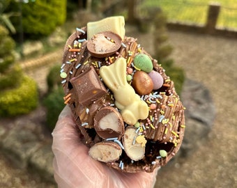 Stuffed brownie, blondie or cookie Easter eggs - Cadbury Easter eggs - mini eggs - malteser bunny - Easter chocolates treat - stuffed eggs
