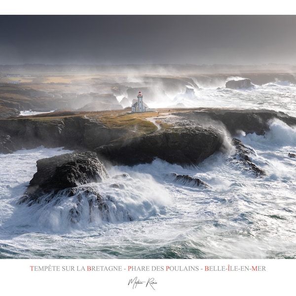 AFFICHE 70 x 50 cm - TEMPETE sur la BRETAGNE - Phare des Poulains- Belle-île-en-mer