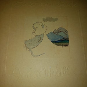 Puede incluir: Una pintura de acuarela de un paisaje estilizado con una nube, monta&ntilde;as y un &aacute;rbol. La pintura est&aacute; firmada "J. Mitchell" en la esquina inferior derecha y "Green Sprouts" en la parte superior central.