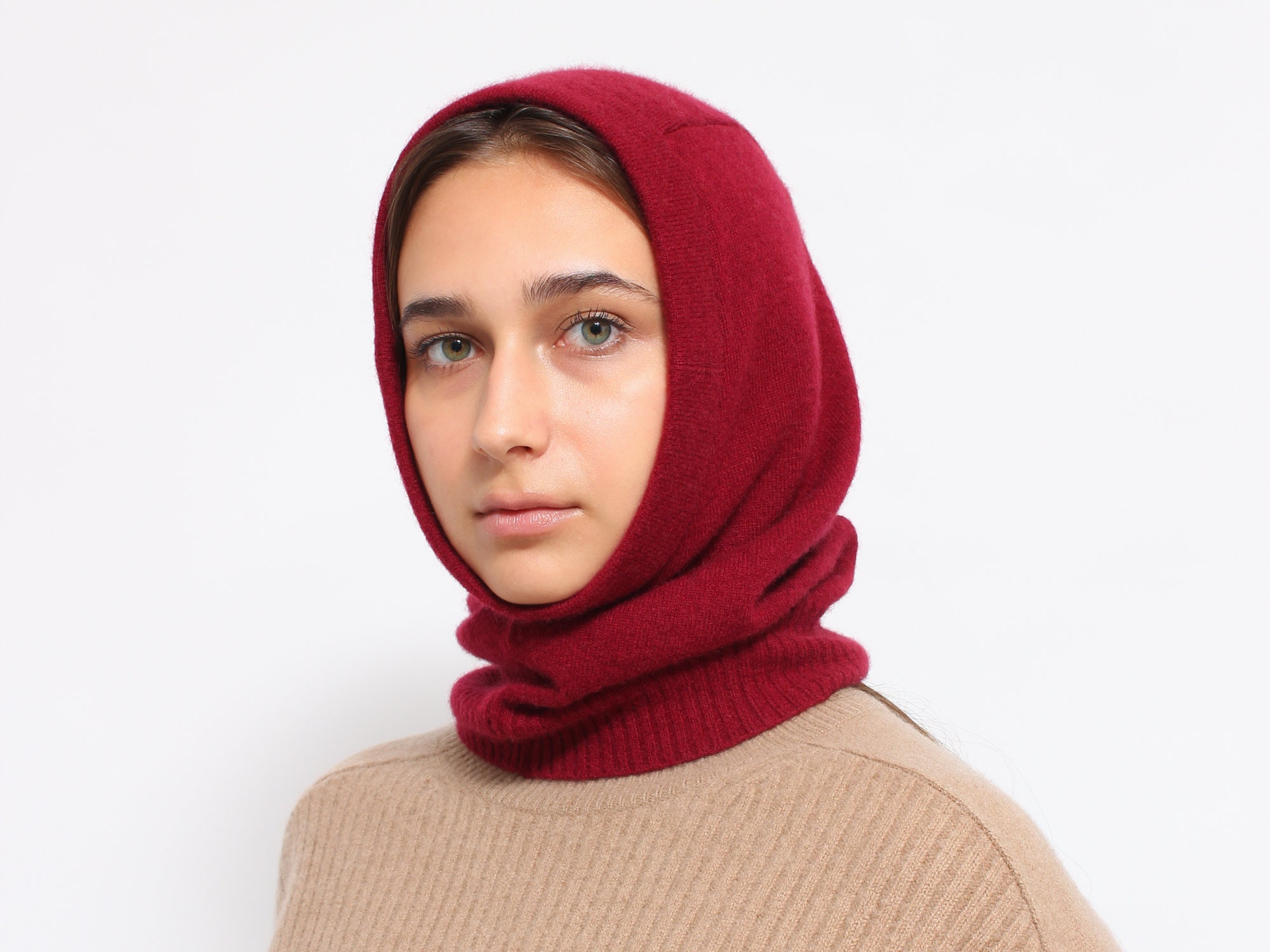Pure Cashmere Balaclava Hood. Made from 100% Upcycled Cashmere in Burgundy color, Snood, Cowl scarf, Neck warmer, Winter Hat, Cagoule