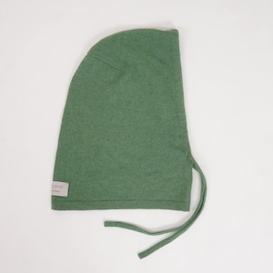 Pure Cashmere Hood in Green color with strings regulation. Made from 100% Upcycled Cashmere, hood, snood, cowl scarf, neck warmer