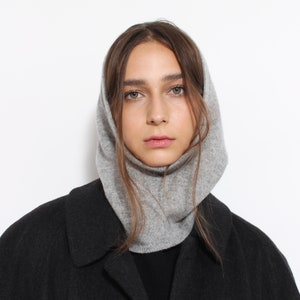 Comfortabele en warme bivakmuts met capuchon, 100% Upcycled Cashmere