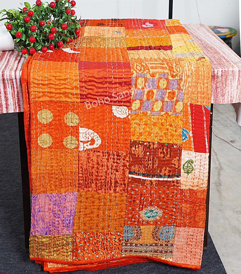 PATCHWORK KANTHA QUILT Indian Vintage Throw Blanket Silk Bedcover Handmade Bohemian Coverlets Queen Twin size Bedspread Quilts For Sale Orange