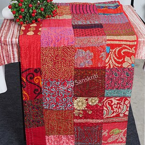 PATCHWORK KANTHA QUILT Indian Vintage Throw Blanket Silk Bedcover Handmade Bohemian Coverlets Queen Twin size Bedspread Quilts For Sale Red