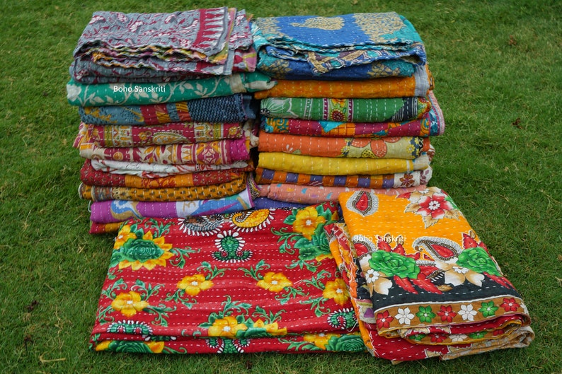 Groothandel veel Indiase vintage Kantha Quilt handgemaakte omkeerbare deken afbeelding 6