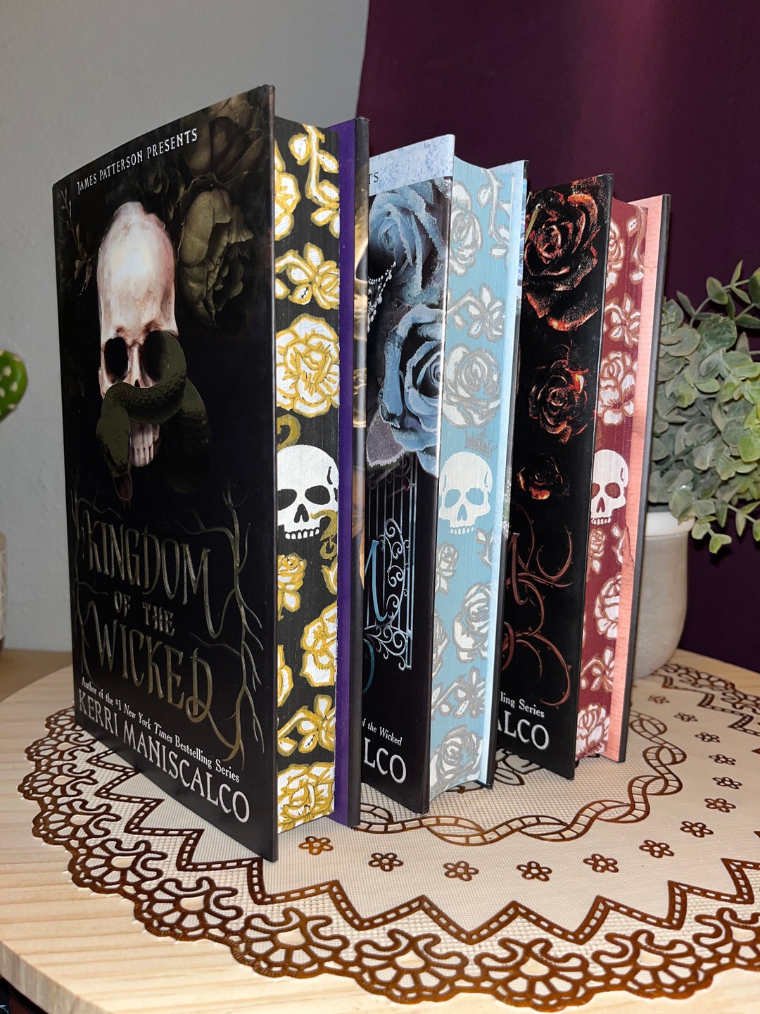 Kingdom of the Wicked 3巻セット Kingdom of the Wicked Series: 3 Book Collection for Young Adults