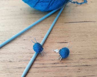 Ball of Wool with Knitting Needles Stud Earrings