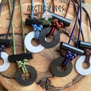 Ceramic Circle of Life Fire Starter Necklace - Adjustable Length - Unisex / Fire Starting Survival ( Waterproof and Rustproof) - Ferro rod