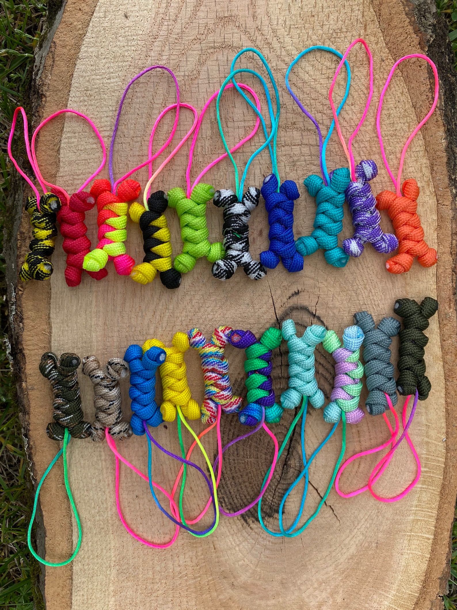 Paracord Loop Dog Bones Measures 1.5 550 Paracord Etsy UK