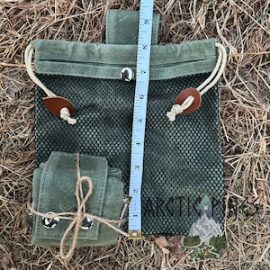 FOREST GREEN MESH Gathering / Foraging Bag Folding Collapsable Drawstring Bushcraft Bag Belt Pouch Belt Bag Mushroom bag berry bag image 9