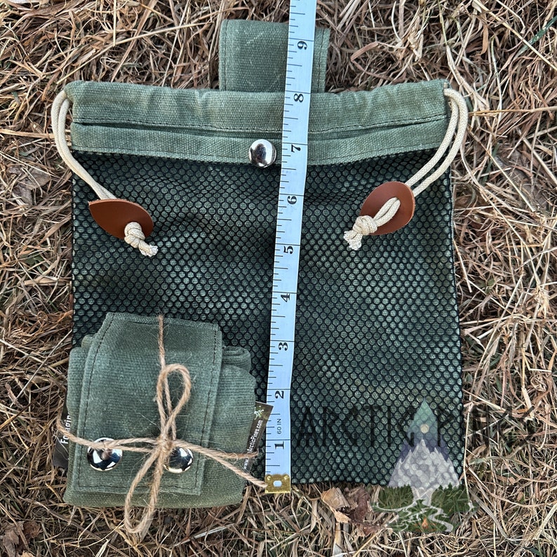 FOREST GREEN MESH Gathering / Foraging Bag Folding Collapsable Drawstring Bushcraft Bag Belt Pouch Belt Bag Mushroom bag berry bag image 9