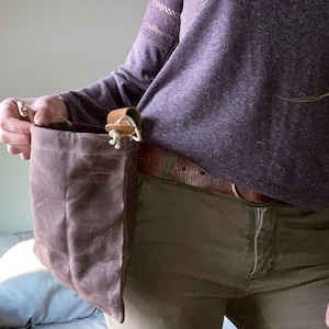 BROWN TAWNY Gathering / Foraging Bag - Folding Collapsable Drawstring Bushcraft Bag - Belt Pouch - Belt Bag - Mushroom bag - berry bag