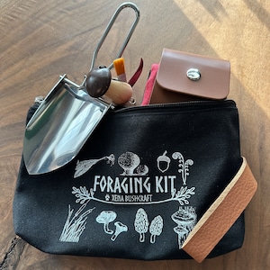 Foraging Kit with Mushroom brush, Foraging bag, Bushcraft bag, Mushroom hunting, Mushroom bag, gardening bag, survival gear, morel bag