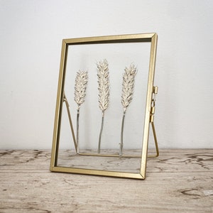 Gold Standing Botanical Art Picture Frame, Pressed Flower Frame, Herbarium, Pressed Flower Art, Home Decor, Thoughtful Housewarming Gift
