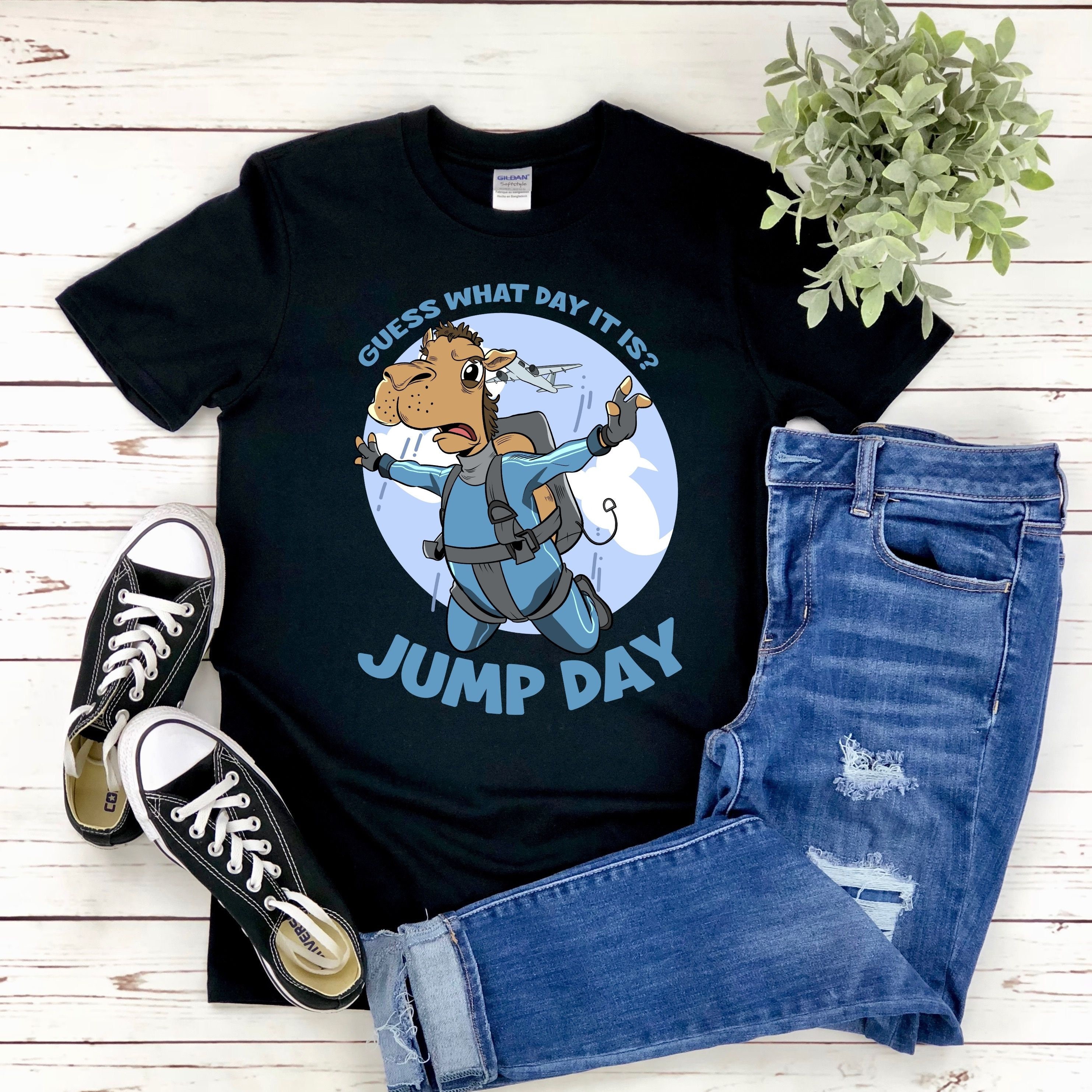 Skydiving Jump Day Camel Skydiver Parachute Extreme Sport Hump Day Skydive  Paragliding Free Fly Gift T-shirt Hoodie Sweater Tank Top - Etsy