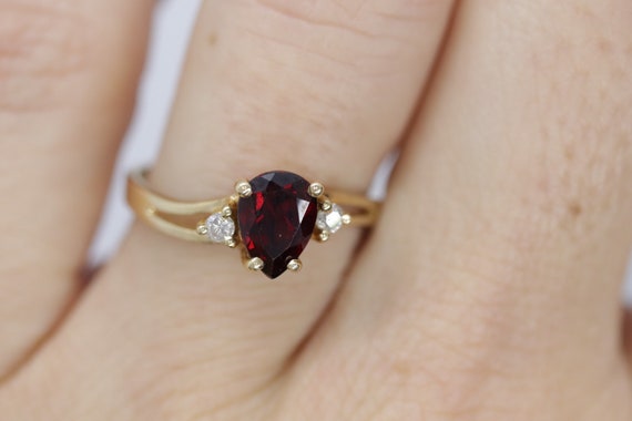 14k Pear Garnet and diamond ring. 14k Pear cut ga… - image 2