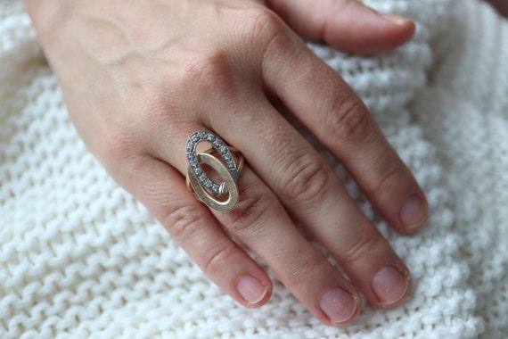 Interlocking Circles Ring. 14k Diamond Encrusted … - image 6