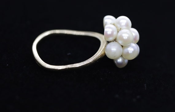 14k Pearl Cluster Ring. Size 6 4mm pearls - image 2