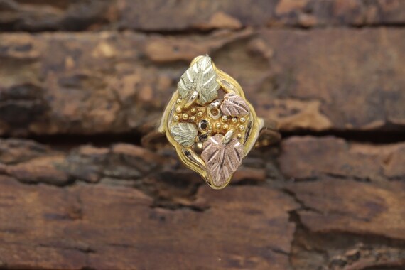 Black Hills Gold Ring. Marquise 10k Multi-Tone Bl… - image 6