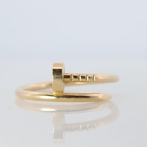 Vintage Cartier Juste Un Clou Ring. 18k Yg Original Papiere und echte Cartier Band.