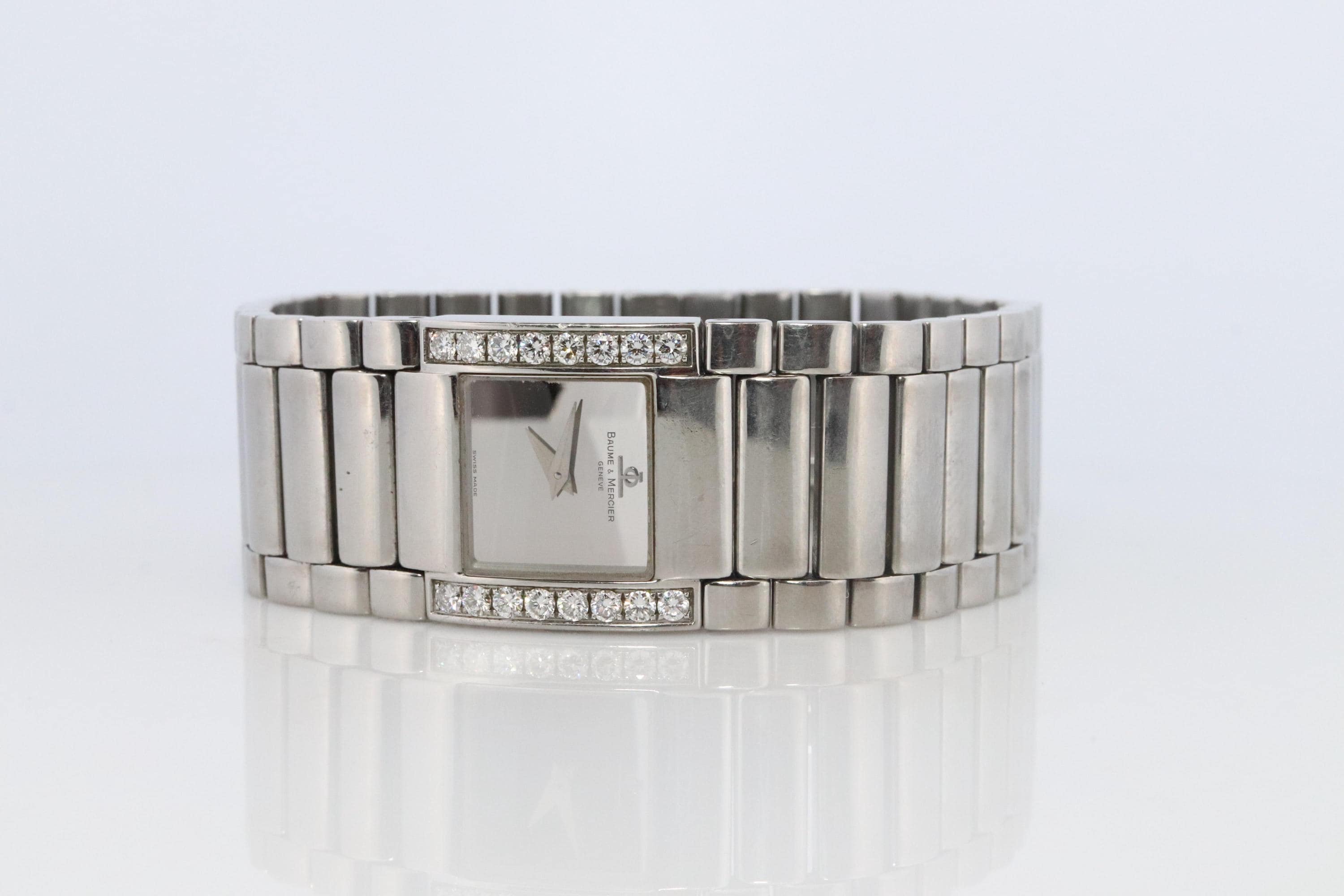 Vintage Baume and Mercier Diamond Watch. Baume Mercier  display picture 1