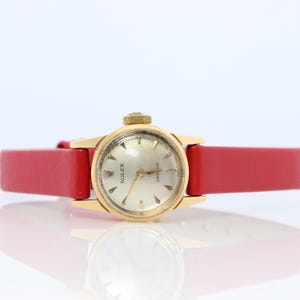 Genuine 18k Rolex Precision Watch. 18k Yg Ladies 8648 Dainty 1940s Ladies Rolex
