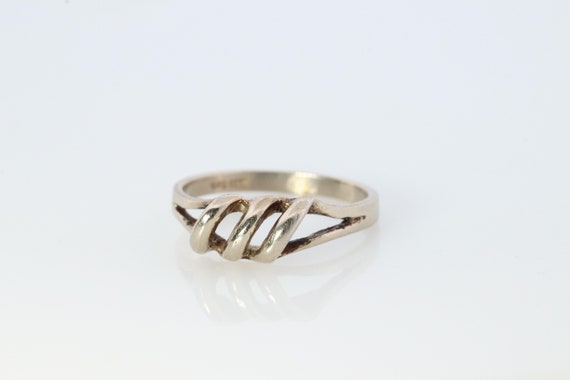 Open Twist Coil Scroll 10k White Gold Ring. 10k P… - image 1