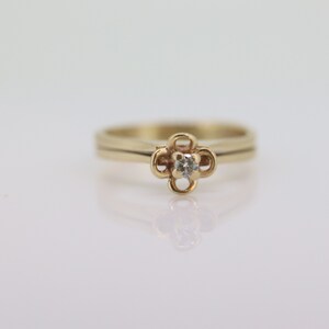Vintage 10k Yellow Gold Diamond Wedding Ring set. Pequeño anillo de diamantes Bridal Set. ST(100)