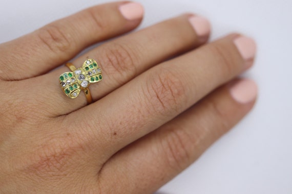 22k/10k Diamond Emerald Bow Tie Ring. - image 5