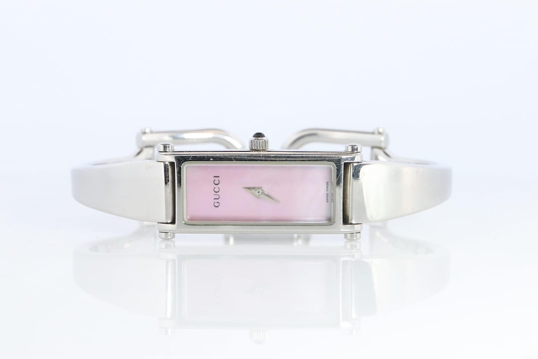 Vintage Gucci 1500l Quartz Wrist Watch. Gucci Silver Pink Mop
