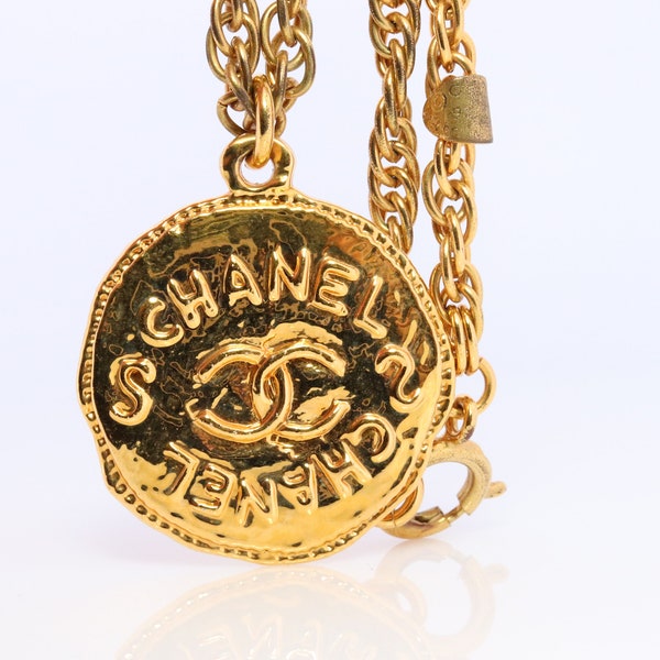 Chanel Necklace. Genuine CC CHANEL Round LOGO Coin Necklace. Disc Medallion Necklace. byzantine Etruscan Hammered Coco Chanel Necklace