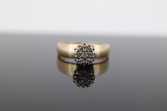 Diamond Daisy Cluster Elevated on Ring. 10K Diamo… - image 1